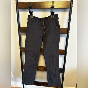 Kuhl Pants Womens 8 Reg Dark Grey Roll Up Outdoor Hiking Style# 6342